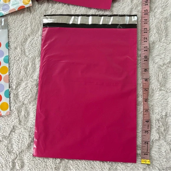 25ct - 15 9x6 and 10 10x13 Colorful Polka Dot and Pink Polymailer Bags - Picture 5 of 5